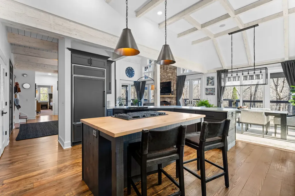 132 Still Water Road Cashiers NC 28717