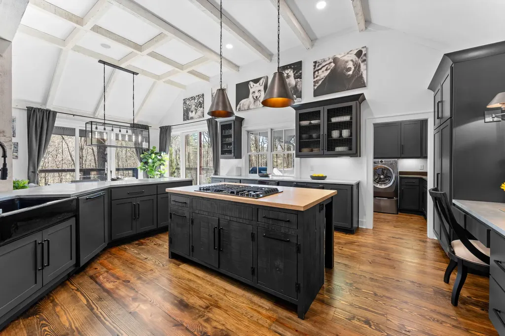 132 Still Water Road Cashiers NC 28717