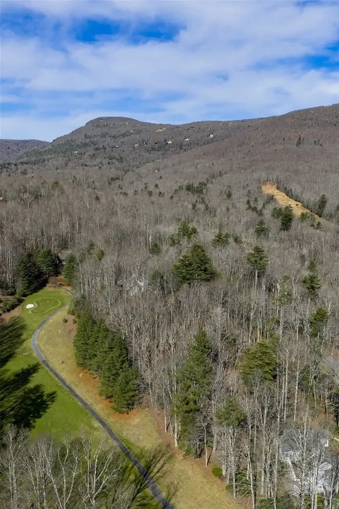 15C-R Boiling Springs Road Sapphire NC 28774