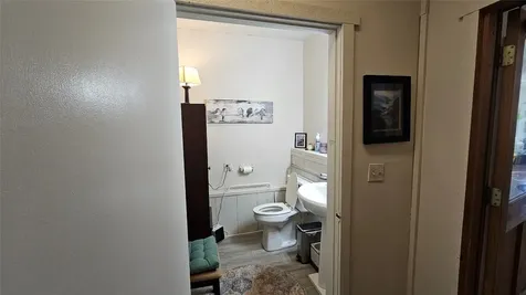 4806 Highway 107 N Glenville NC 28736