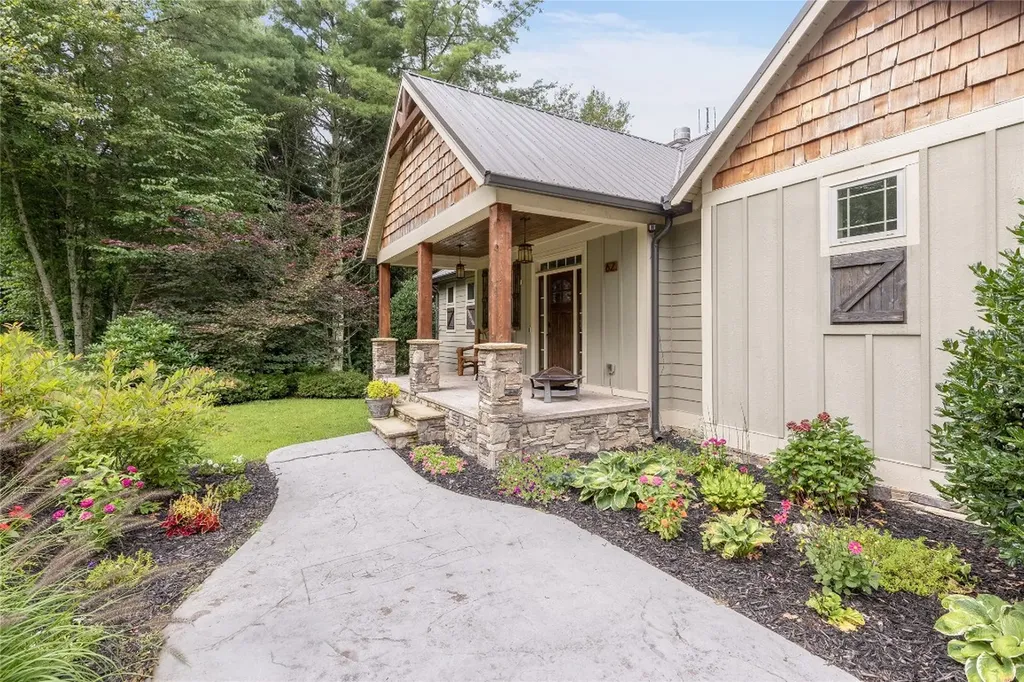 62 Channel View Drive Cullowhee NC 28723