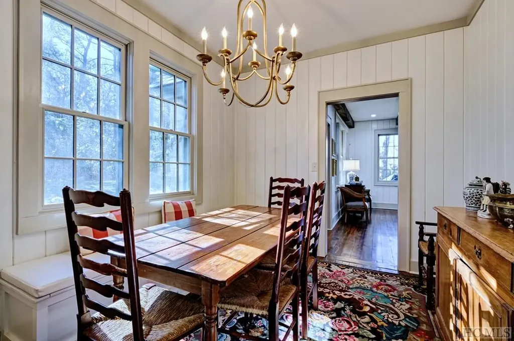 656 Big Bear Pen Road Highlands NC 28741