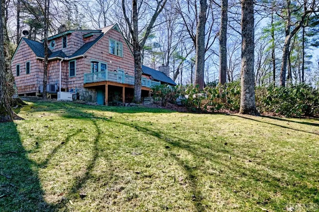 656 Big Bear Pen Road Highlands NC 28741
