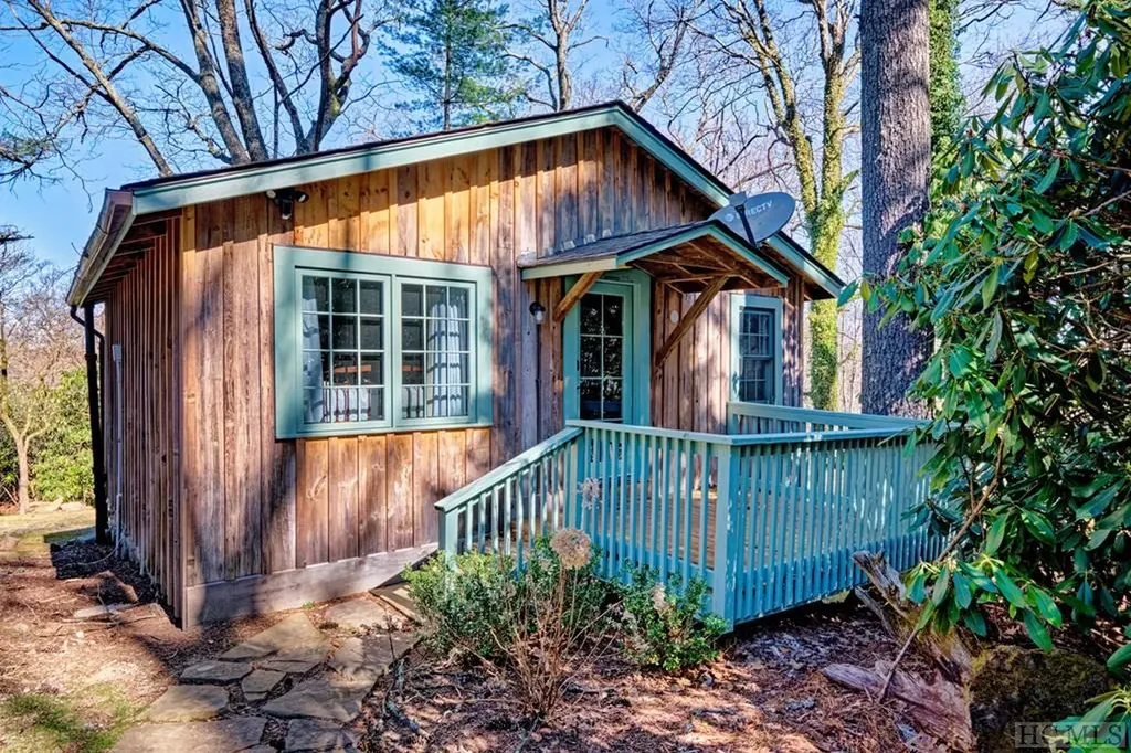 656 Big Bear Pen Road Highlands NC 28741