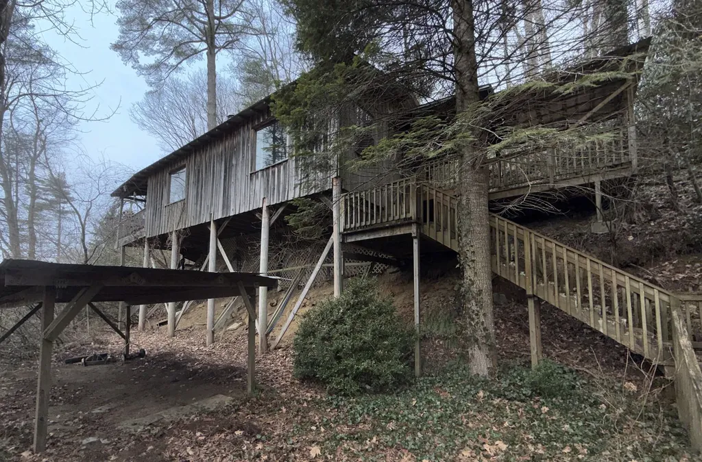 191 Chowan Drive Highlands NC 28741