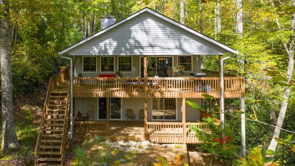 62 Beech Court Sapphire NC 28774