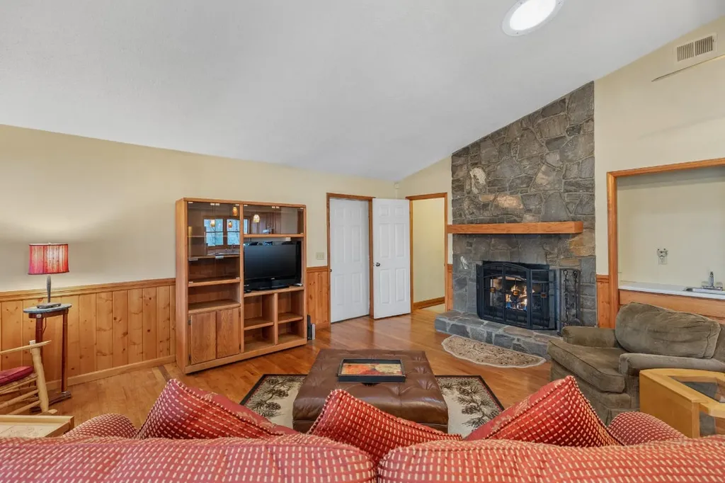 62 Beech Court Sapphire NC 28774