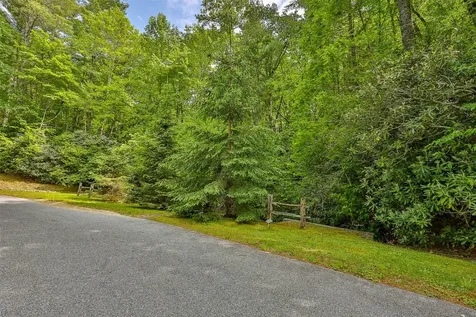 43 Ledgeview Road Cashiers NC 28717