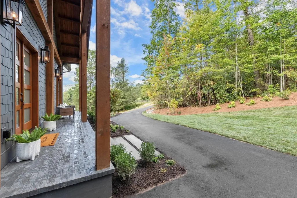 164 Wildcat Lane Cashiers NC 28717