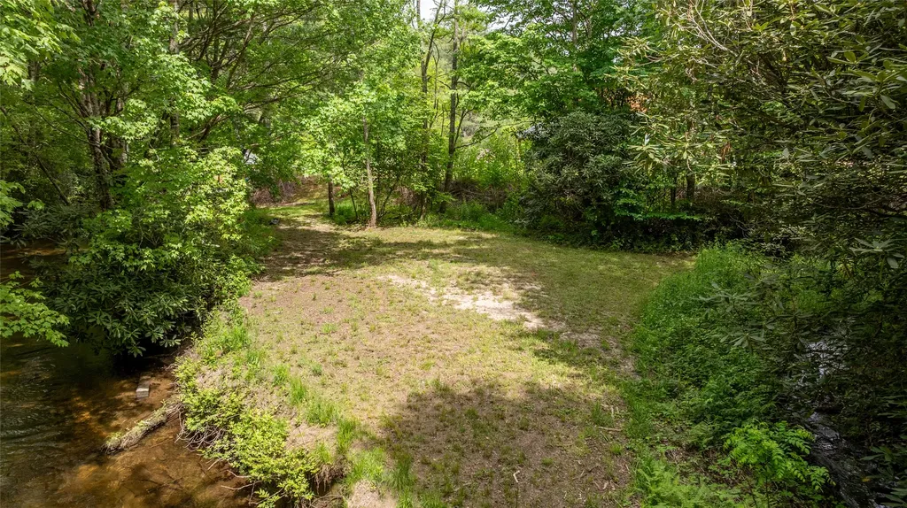 27 Receptive Drive Glenville NC 28736