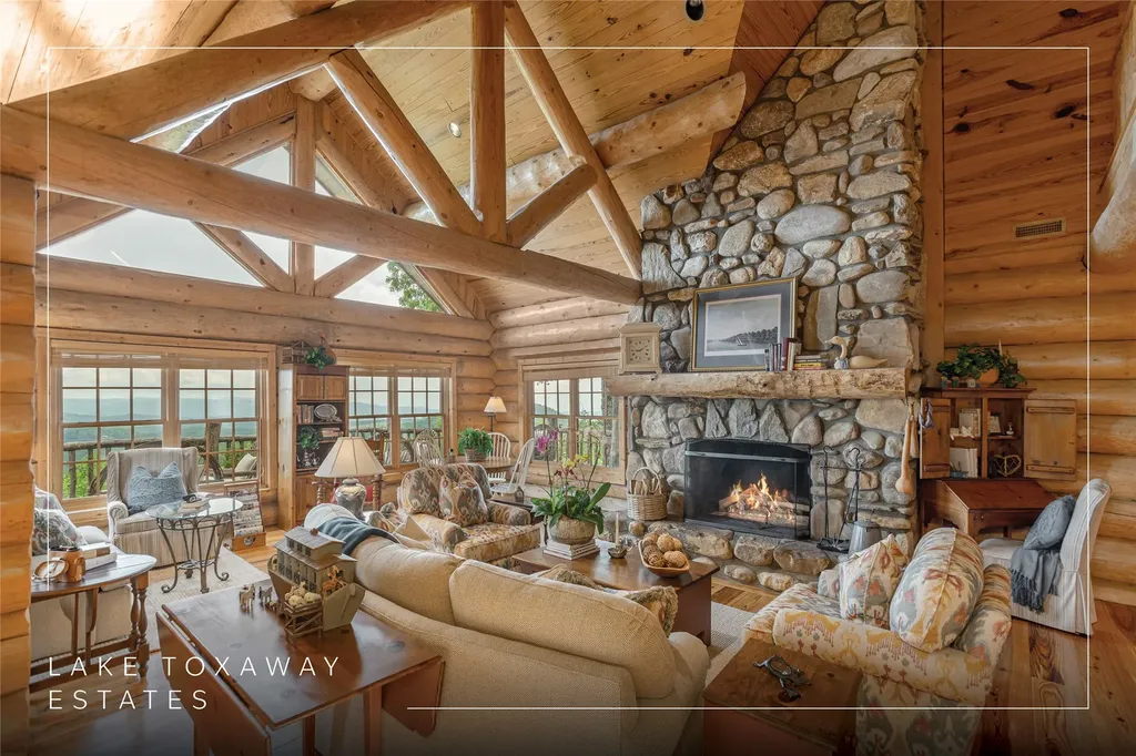 865 Toxaway Drive Lake Toxaway NC 28747