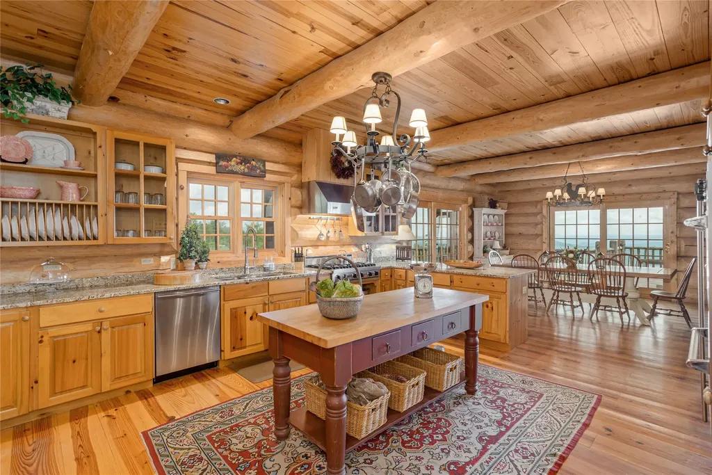 865 Toxaway Drive Lake Toxaway NC 28747