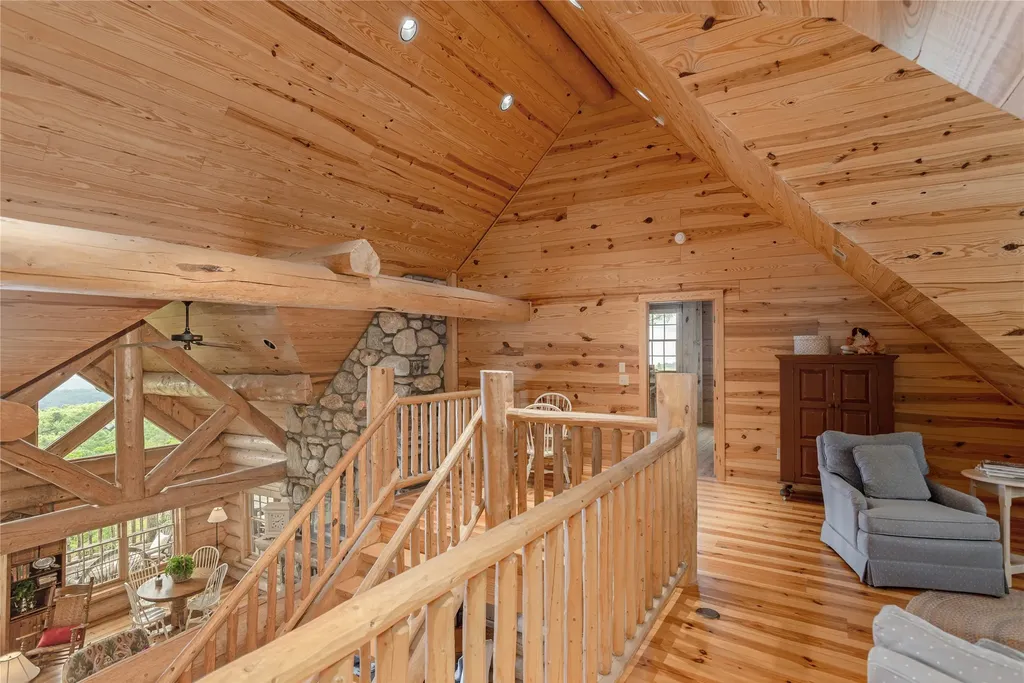 865 Toxaway Drive Lake Toxaway NC 28747