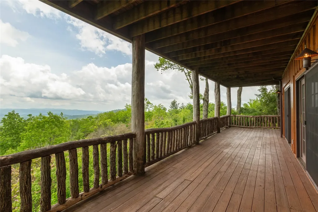 865 Toxaway Drive Lake Toxaway NC 28747