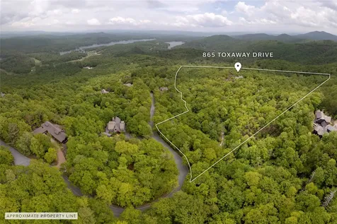 865 Toxaway Drive Lake Toxaway NC 28747