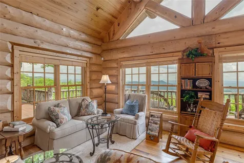 865 Toxaway Drive Lake Toxaway NC 28747