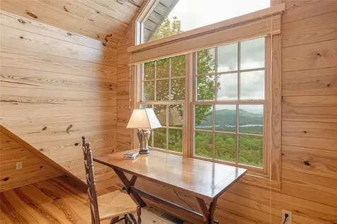865 Toxaway Drive Lake Toxaway NC 28747