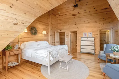 865 Toxaway Drive Lake Toxaway NC 28747
