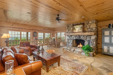 865 Toxaway Drive Lake Toxaway NC 28747