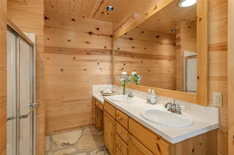 865 Toxaway Drive Lake Toxaway NC 28747