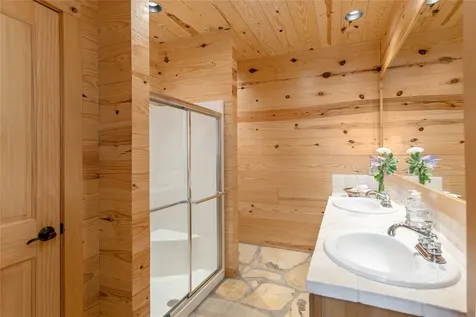 865 Toxaway Drive Lake Toxaway NC 28747