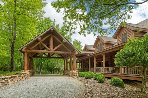 865 Toxaway Drive Lake Toxaway NC 28747