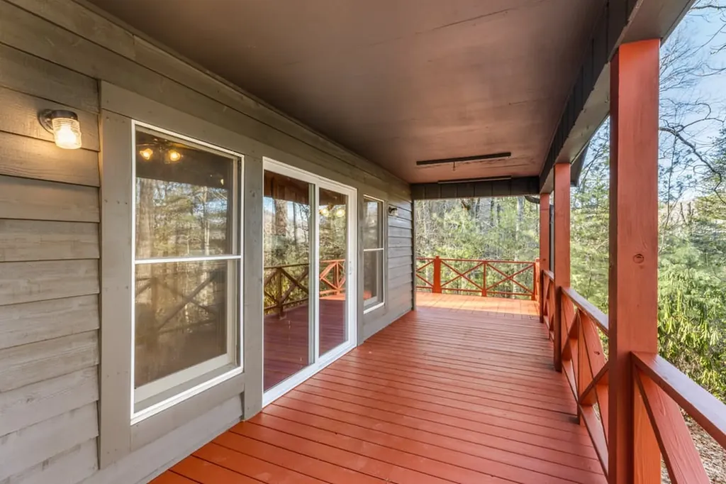 795 Buck Falls Road Highlands NC 28741