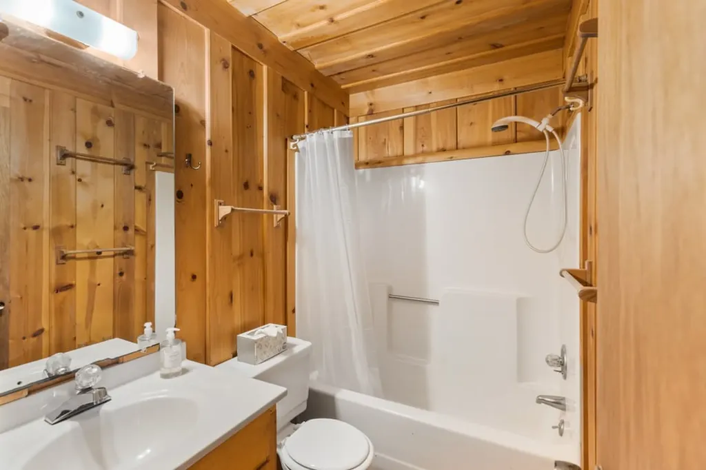 795 Buck Falls Road Highlands NC 28741