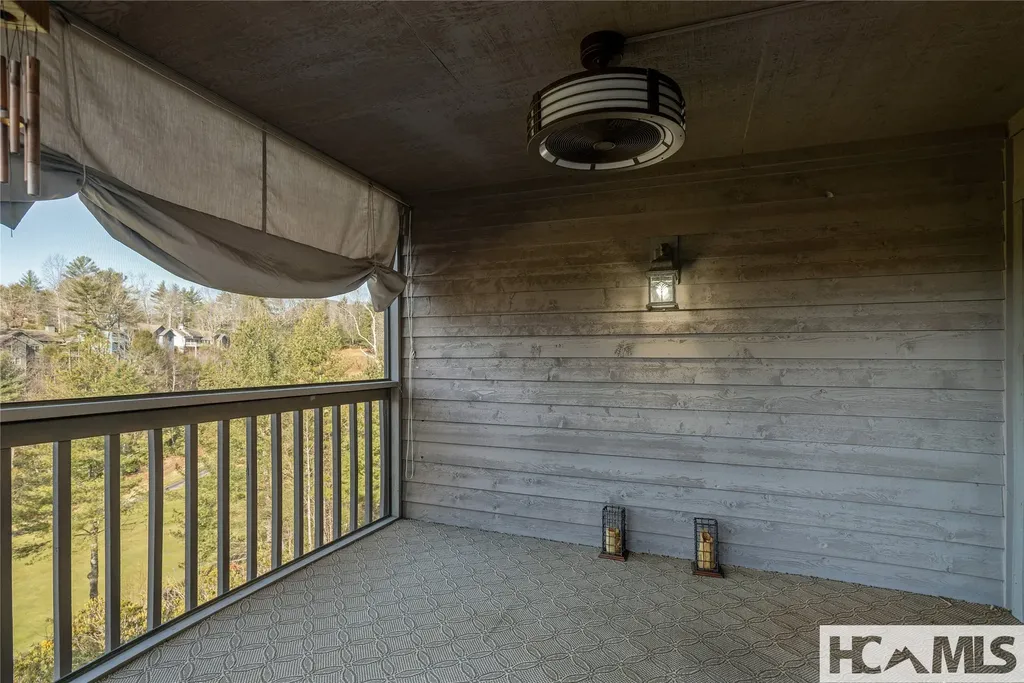 86 Racquet Club Villas Drive Sapphire NC 28774