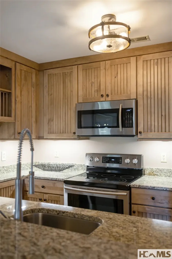 86 Racquet Club Villas Drive Sapphire NC 28774