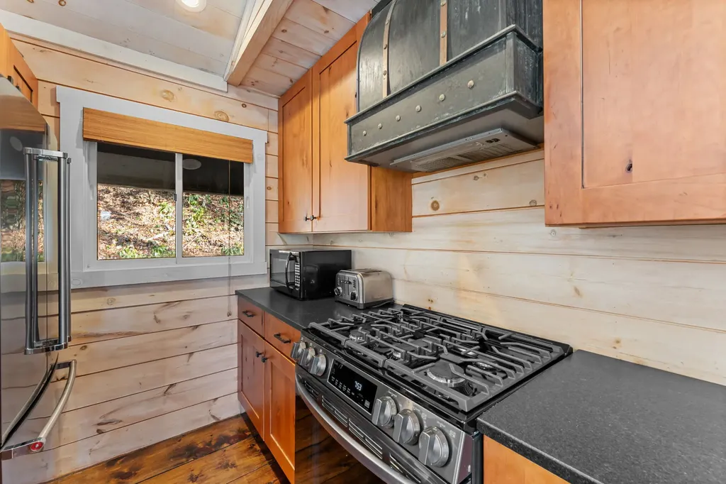 290 Blue Ridge Lane Cashiers NC 28717