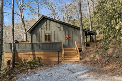 290 Blue Ridge Lane Cashiers NC 28717