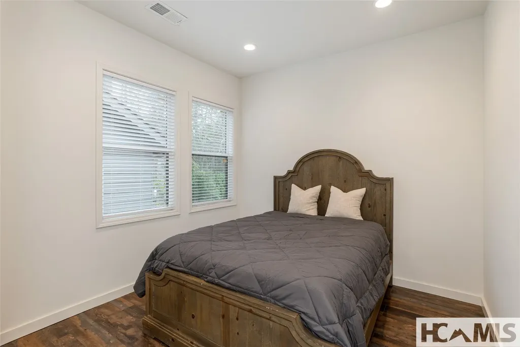 70 Sapphire Valley Road Sapphire NC 28774