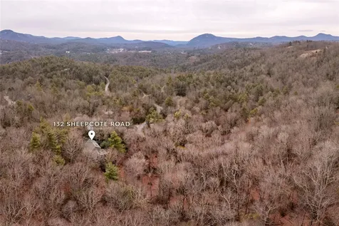 132 Sheepcote Road Cashiers NC 28717