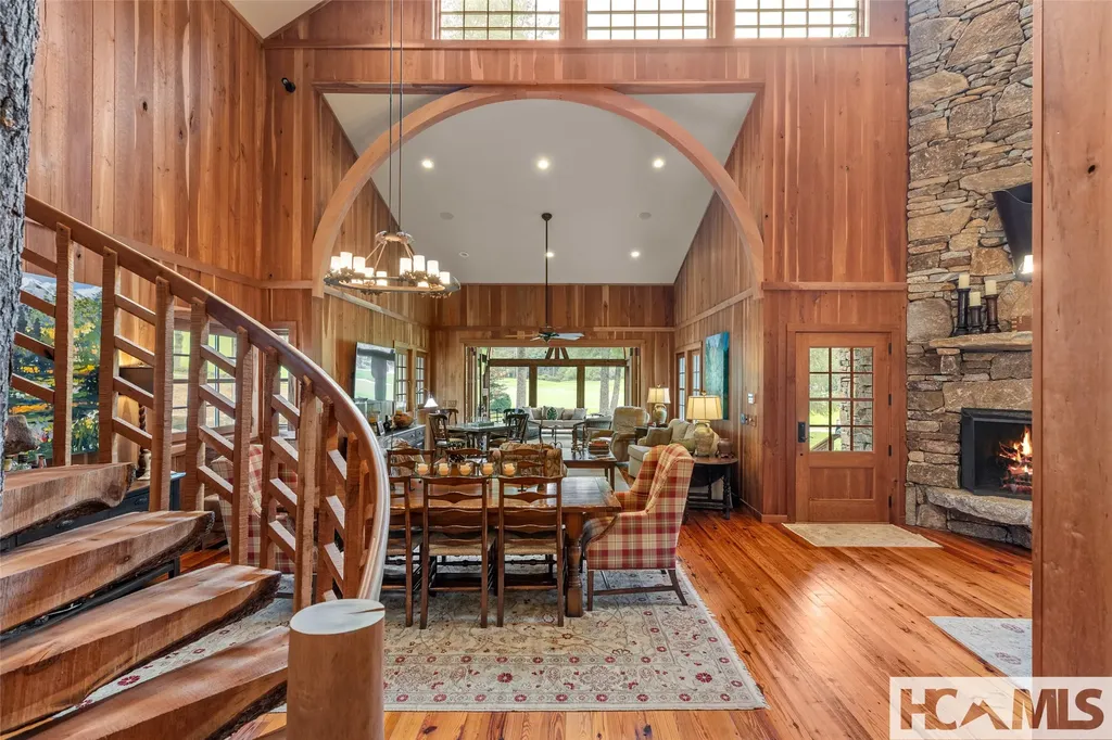 346 Hummingbird Lane Highlands NC 28741