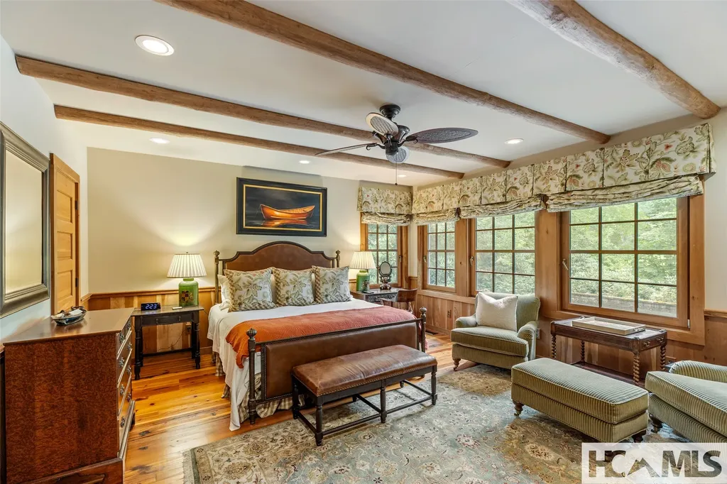 346 Hummingbird Lane Highlands NC 28741