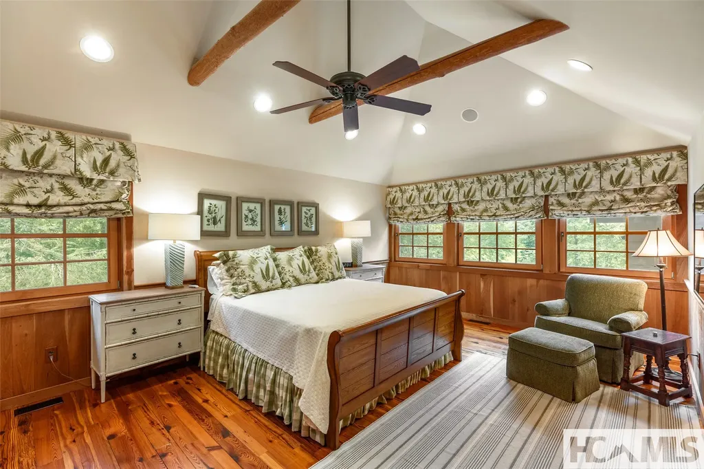 346 Hummingbird Lane Highlands NC 28741