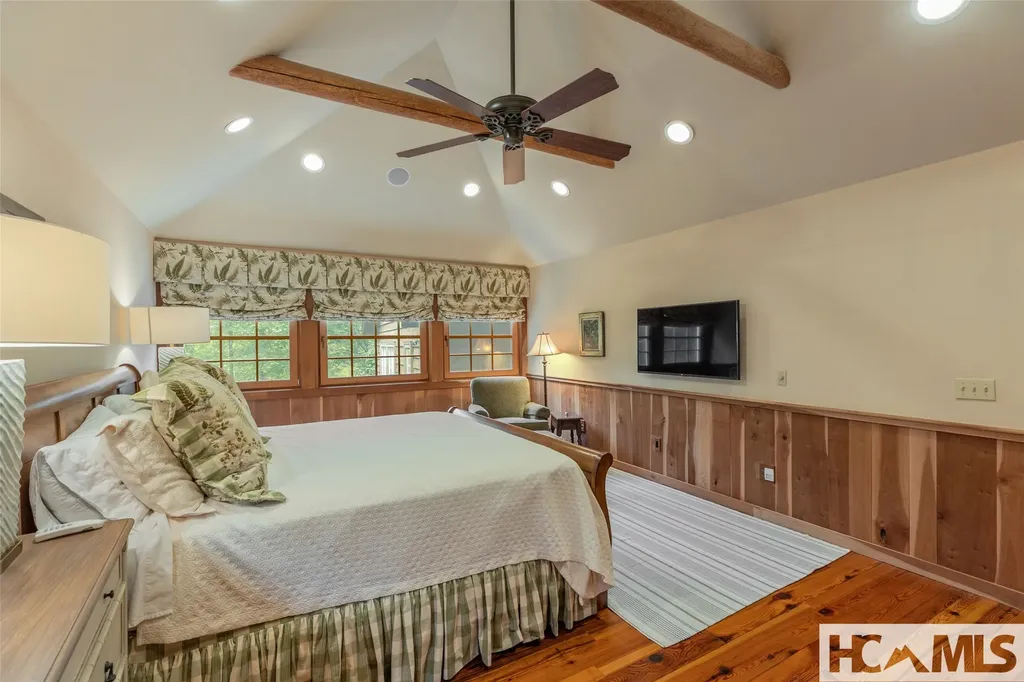 346 Hummingbird Lane Highlands NC 28741