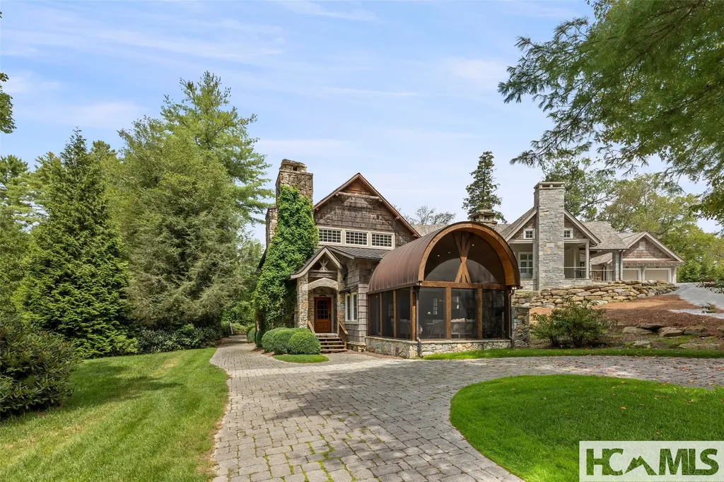 346 Hummingbird Lane Highlands NC 28741