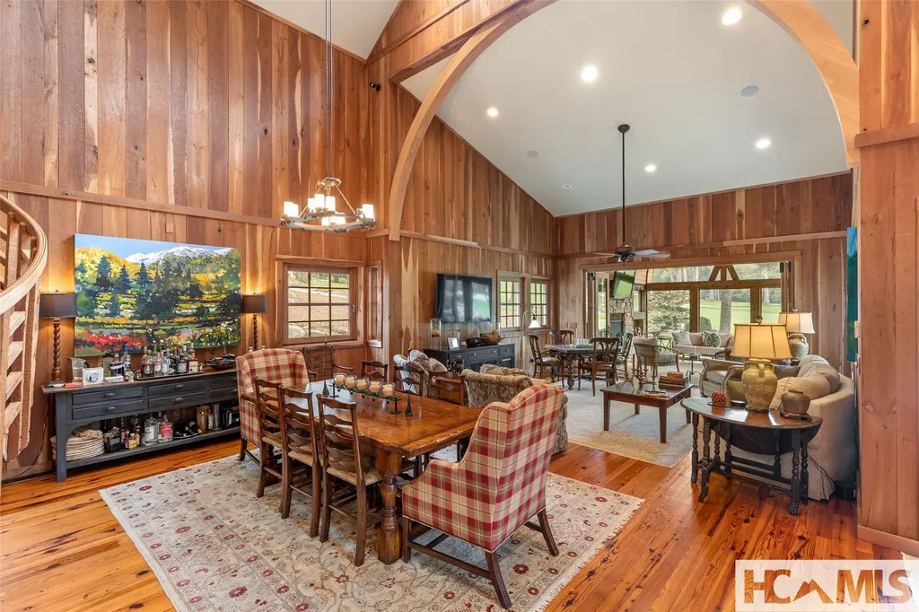 346 Hummingbird Lane Highlands NC 28741