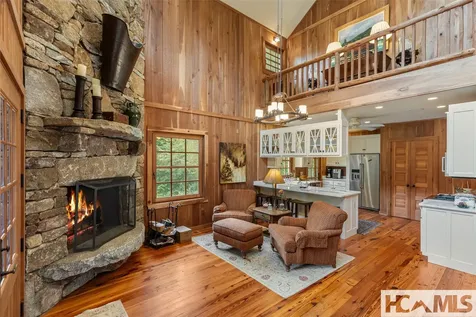 346 Hummingbird Lane Highlands NC 28741