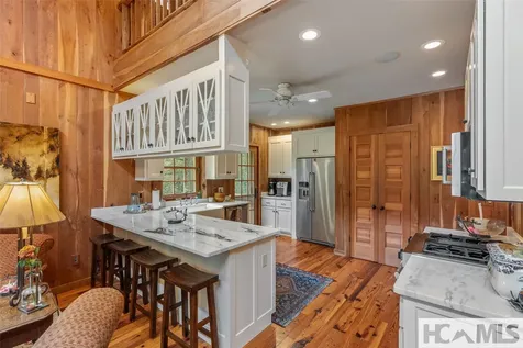 346 Hummingbird Lane Highlands NC 28741