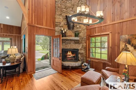 346 Hummingbird Lane Highlands NC 28741