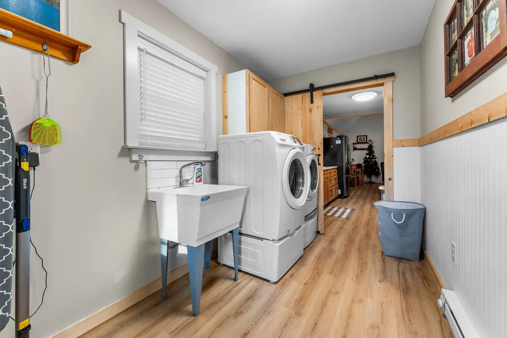 27 Hive Road Glenville NC 28736