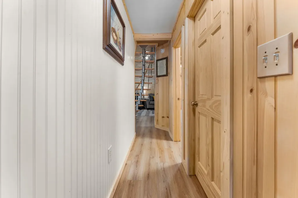 27 Hive Road Glenville NC 28736