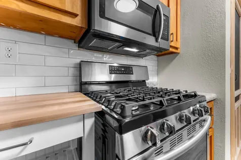 27 Hive Road Glenville NC 28736