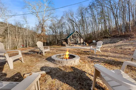 27 Hive Road Glenville NC 28736