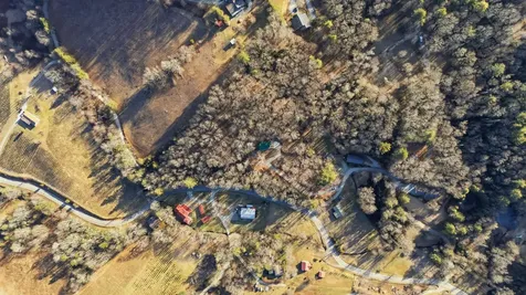 27 Hive Road Glenville NC 28736