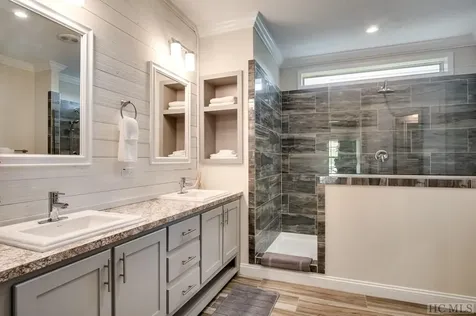 200 Glassy Rock Lane Glenville NC 28736