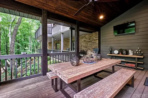 330 Western Rhodes Drive Highlands NC 28741